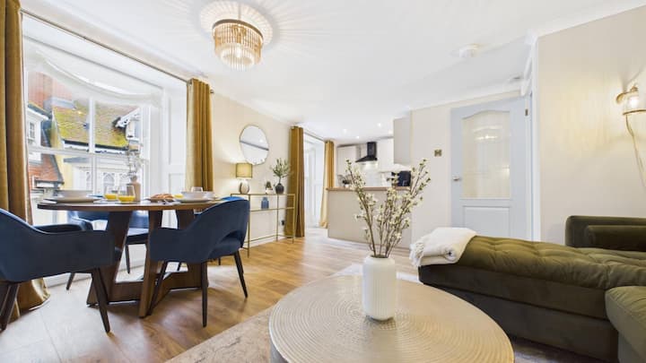 Harbour Rose - 1 Bedroom Apartment - Tenby - Tenby