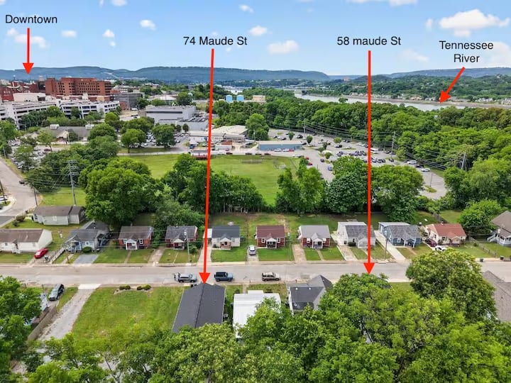 Dual Homes | Sleeps 20 | Hot Tub + Downtown - Chattanooga, TN
