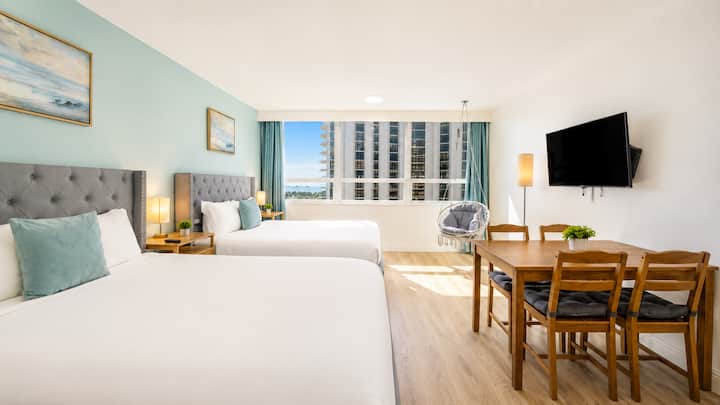 Bay View, 2 Queens + Free Valet Parking+ Gym+ Pool - Miami Beach