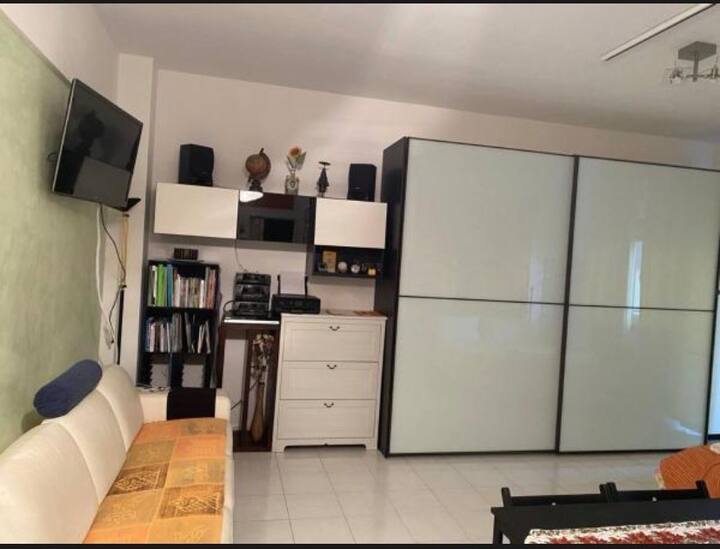 Appartamento Tranquillo Con Parcheggio Gratuito - Ancona