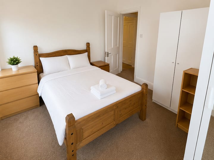 Fully Equipped 5 Bed House Near To Central Exeter - Exeter
