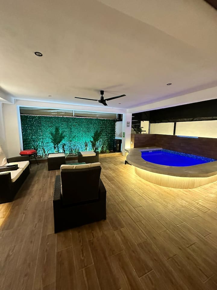 Casa Se 3 Pisos Vista Al Mar Con Alberca - Cancún
