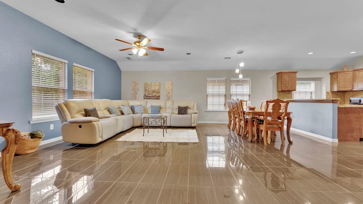 A Homey Home - Dallas, TX
