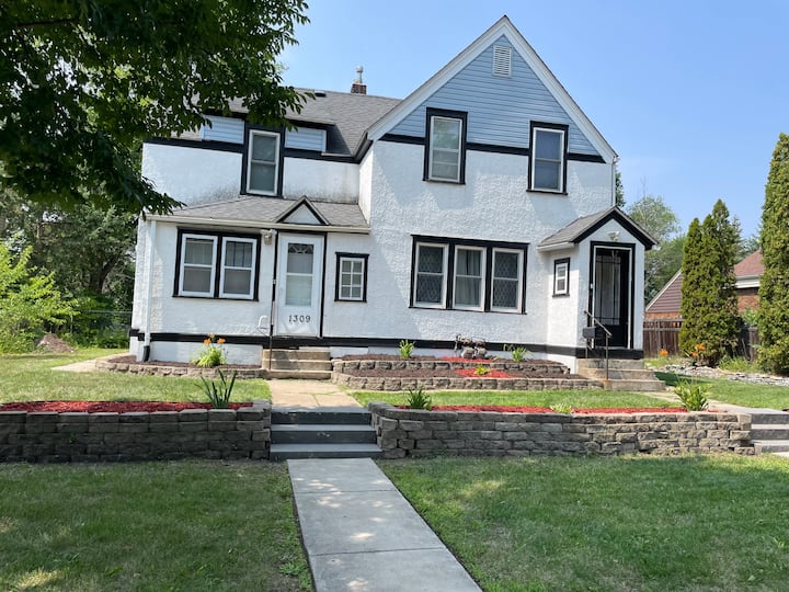 Balasa House On Kent St - Saint Paul, MN