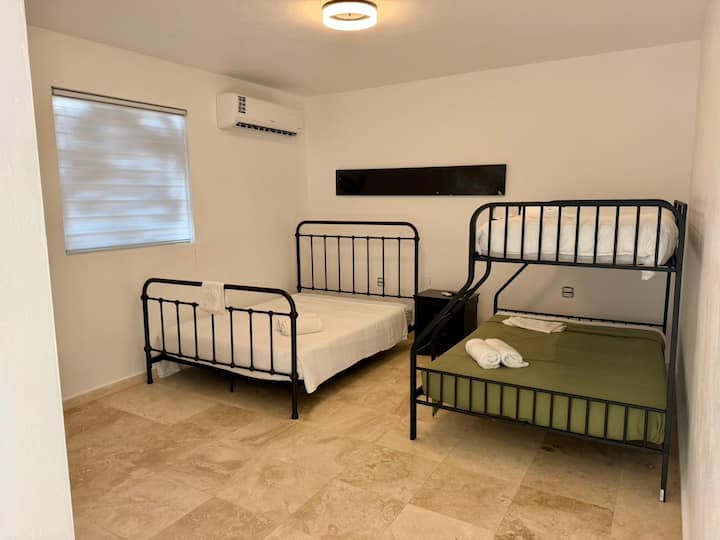 Gallery Suite 9 - Manatí