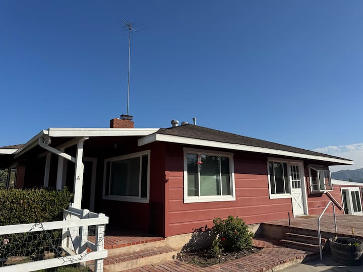 Bright & Spacious Home With Private Pool - Santee, CA