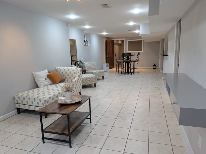 Modern 2 Br Suite Near Atlanta And World Cup - Marietta, GA