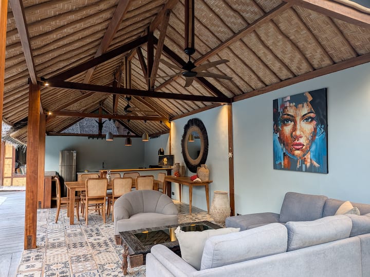 The Meno Lagoon Villa - Gili-szigetek