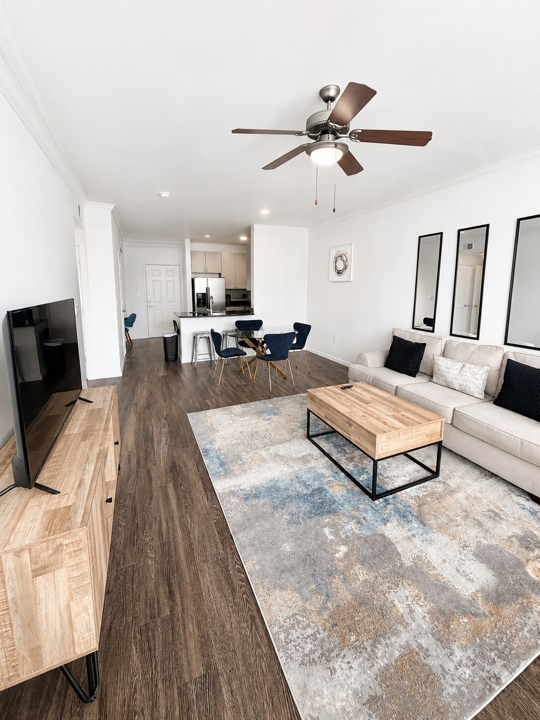 Downtown 1br/1ba unit free parking