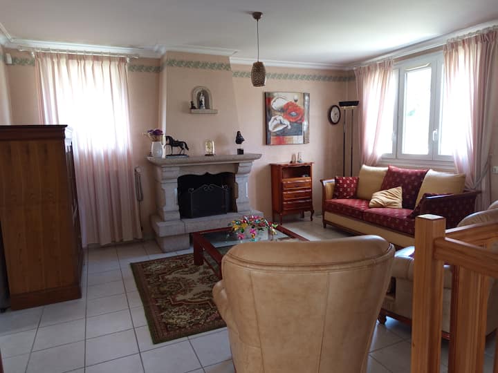 Maison 3 Chambres, Centre Bourg, 5 Voyageurs - Vannes