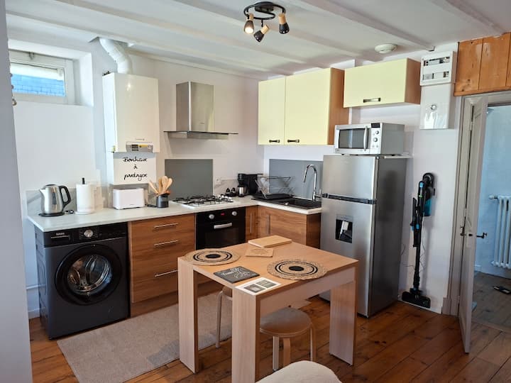 Appartement T2bis  En Duplex Avec Terrasse - Pirineos
