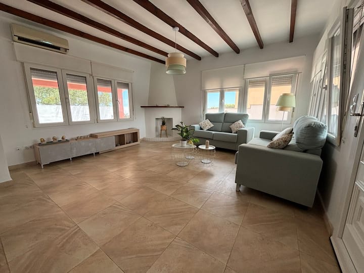 Villa Azahar. Villa Con Piscina Privada En Vinaròs - Benicarló