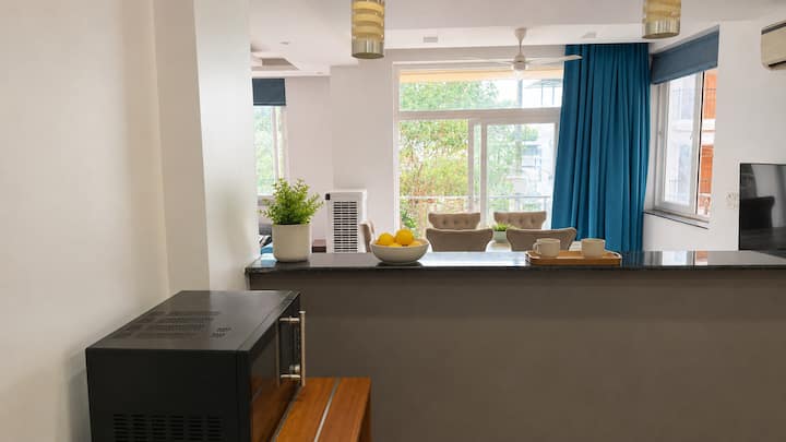 Full kitchen image 2