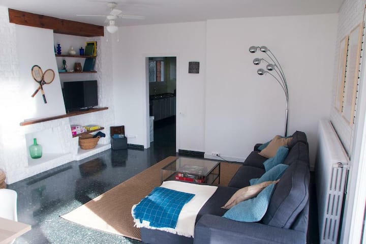 ¡Espacioso Apartamento En Castelldefels! - Castelldefels