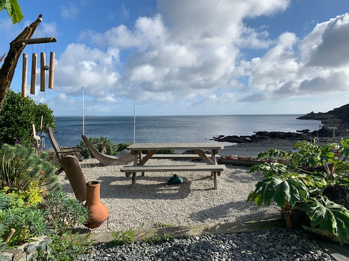 Headland Cottage Next To The Sea - Coverack