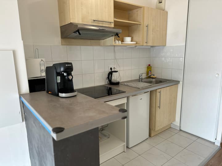 Modern Comfort Home In Prime Location” - Meaux