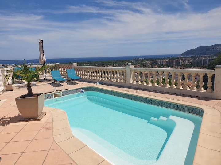 Appartement T2 Avec Piscine Et Vue Mer - Mandelieu-la-Napoule