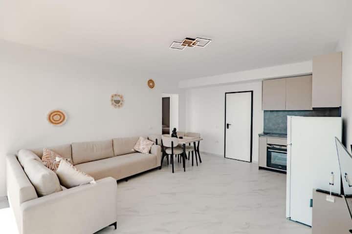 Superior Suite With Sea View Located In Borsh - Qeparo