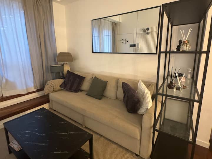 Design Apartment M4 Wagner Jacuzzi & Garden - Milan