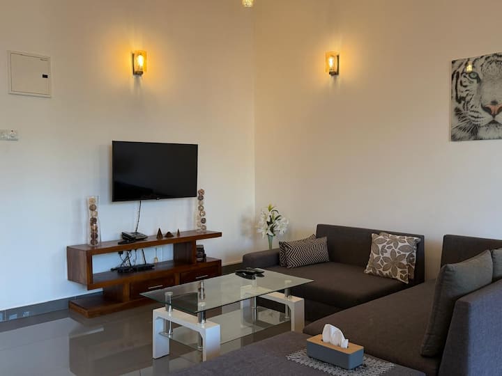 Modern New Apartment - 1st Floor, Wellawatte - Colombo