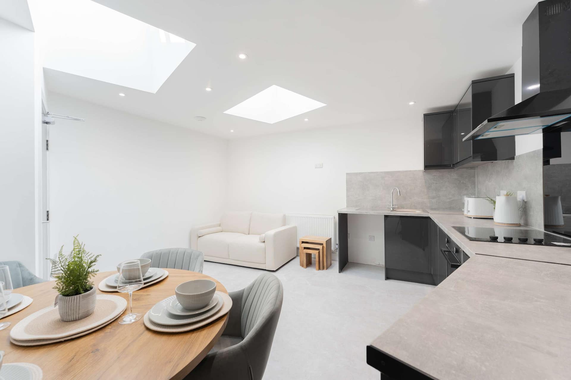 Brand New 4-Bed Apartment, Birkenhead, Liverpool