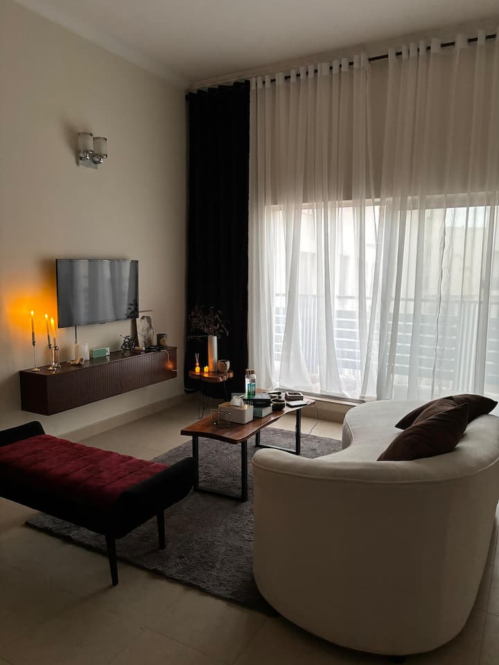 Premium Designer Apartment | Chic & Serene Stay! - Karachi