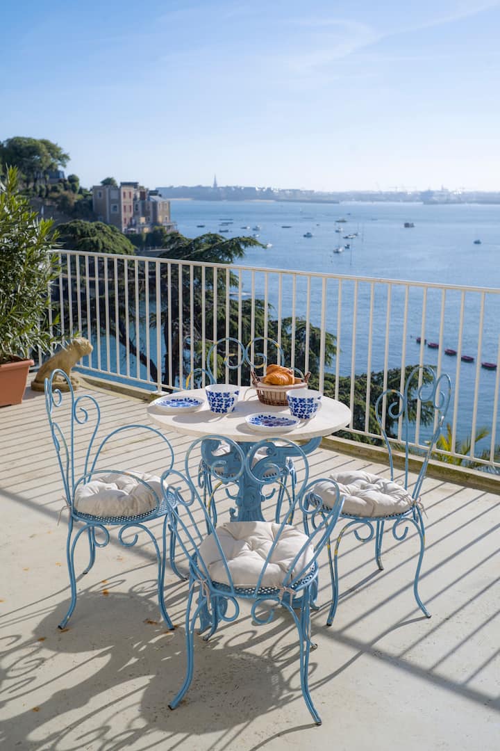 Studio Vue Mer Et Terrasse – Dinard Bord De Mer - Dinard