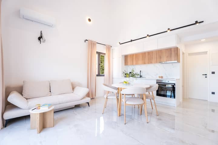 Horizon Suite | Seafront Terrace & Sea View - Mljet
