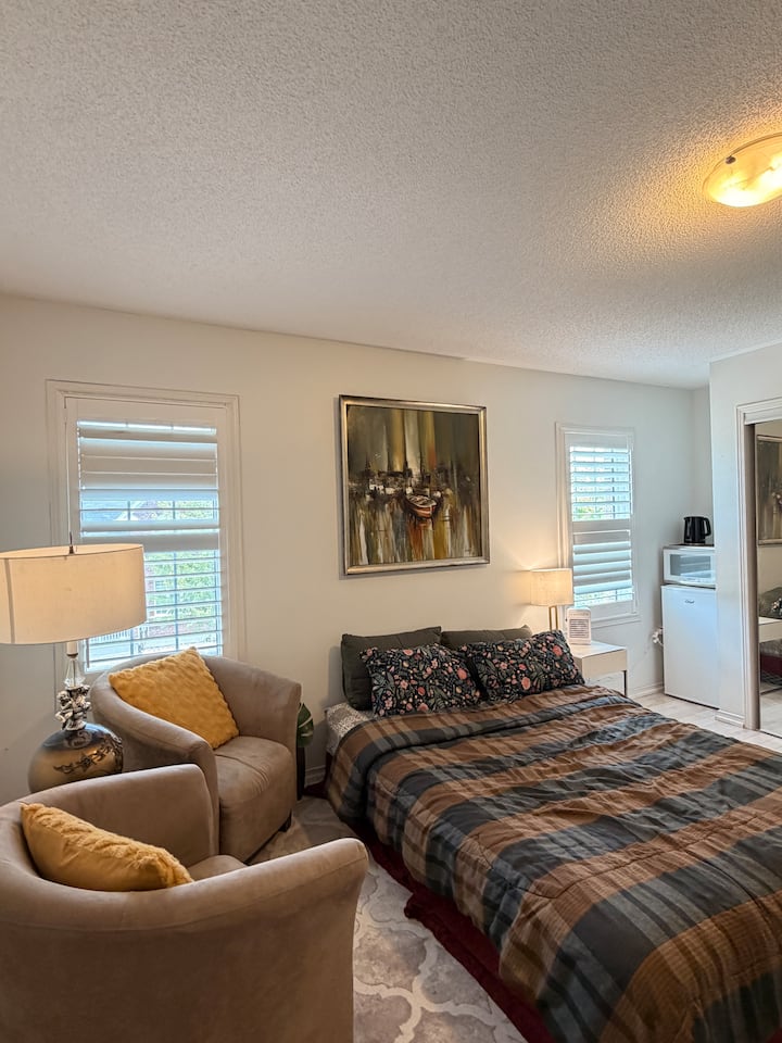 Single Or Couple Cozy Room - Oshawa