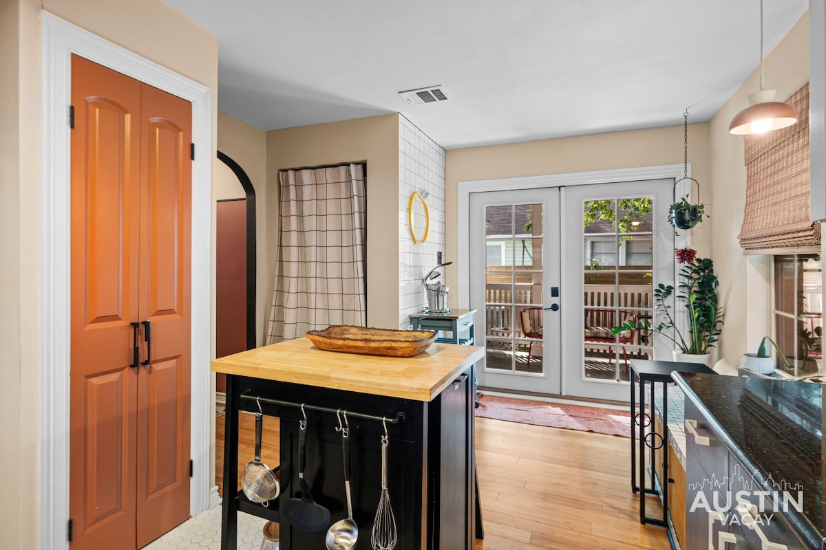 E Austin's Dreamy Blue Bungalow | Lady Bird Nearby