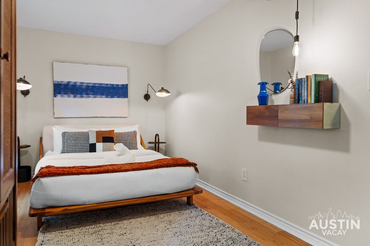 E Austin's Dreamy Blue Bungalow | Lady Bird Nearby