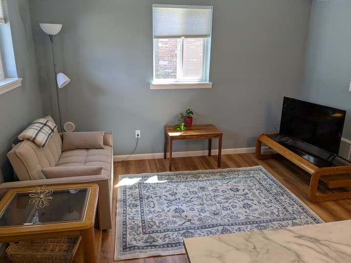 Midtown Blue - Walkable, Near Highway - 科達倫