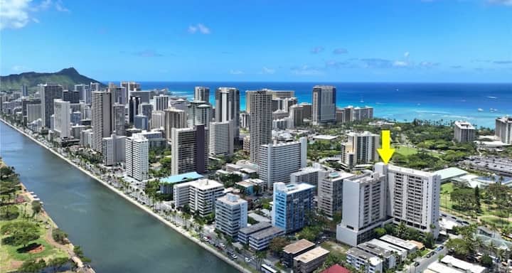 Waikiki Luxury Stay - Honolulu, HI