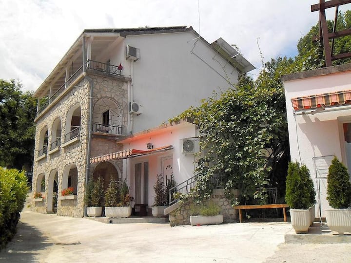 Apt Avec Vue Sur Mer Et Cuisine Sur Terrasse - Opatija
