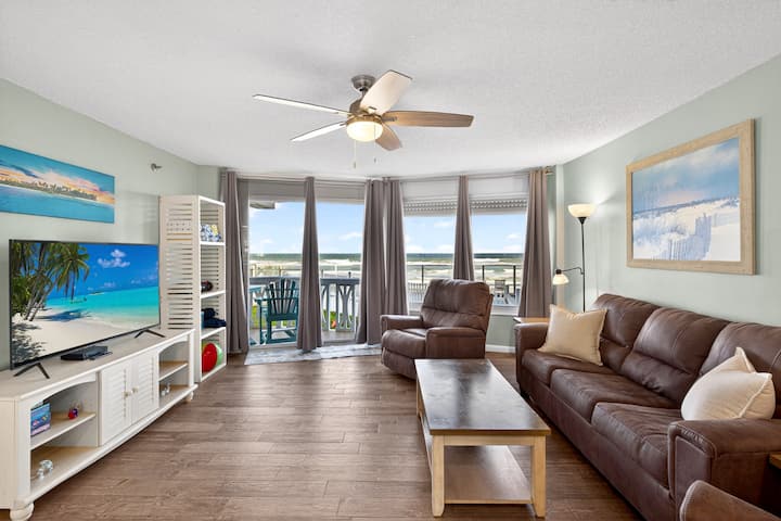 Shtëpi pushimi në Ormond Beach Airbnb buzë oqeanit VRBO me pishinë dhe apartament kondominial