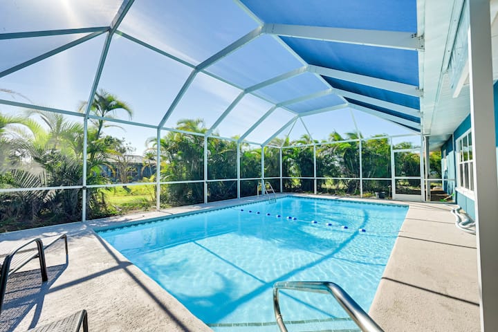 Sunny Florida Getaway Minutes From Gulf Beaches - Manasota Key, FL