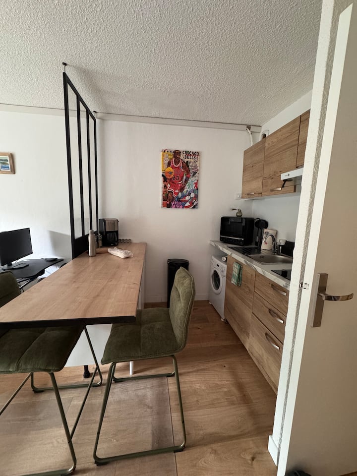 Studio Avec Balcon Centre-ville De Saint Raphaël - Saint-Raphaël