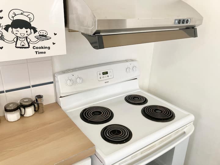 Budget 2 Br 1 Bath Full Private Suite On 2nd Floor - Vancouver