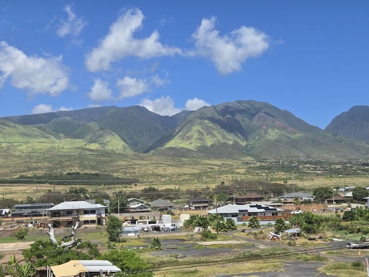 New Listing Lahaina Shores 412 Beach Front Resort - Lahaina Beach, HI