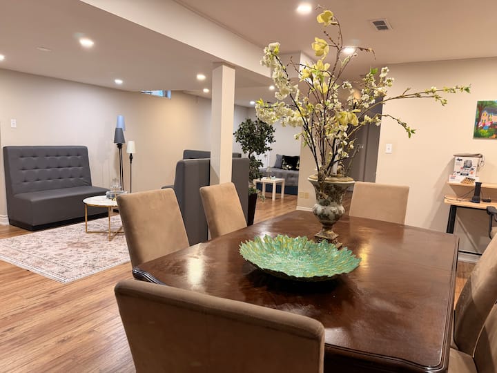 Apartment Basement In Mill Pond/ Richmond Hill - Ontario