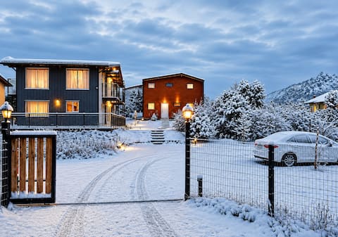 Premium Cabin with Incredible Views of the Cathedral & Otto