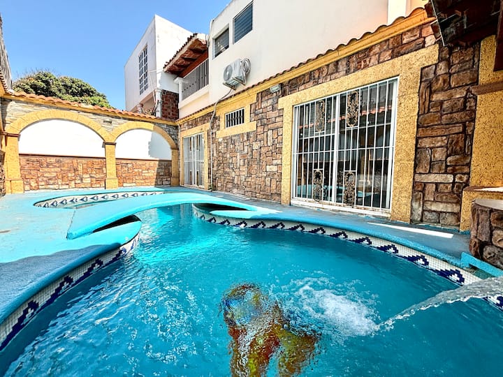 Casa Con Alberca En Mazatlán - Mazatlán