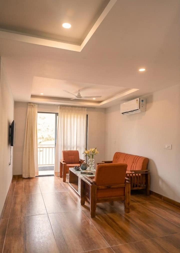 Là Glen Premium Suite - 2 & 3 Bhk With Valley View - Solan
