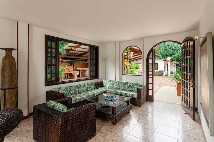 Villa Con Piscina, Jacuzzi, Sauna & Turco - Anapoima