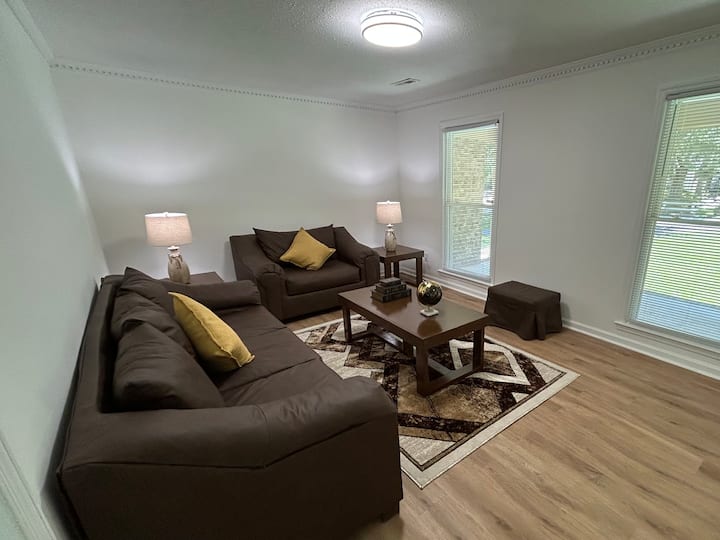 Beautiful Summerville Home | Near Downtown & 61 - 섬머빌