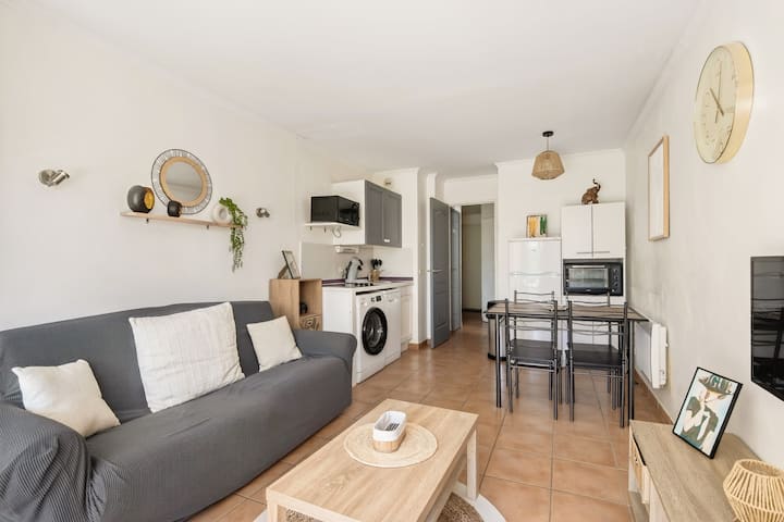Appartement 4 Personnes 1 Chambre Avec Jardin Et P - Mallemort