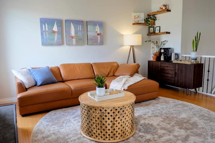 Liberty Lake House | 5br Retreat | Sleeps 11+ - Sylvan Lake, AB