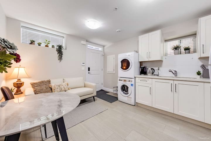 Cozy 2br Suite In Vancouver West|quiet &Convenient - Vancouver