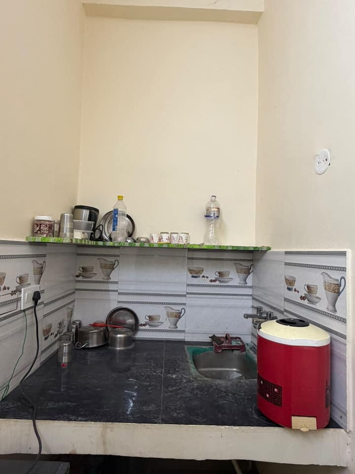 A Private Studio Apartment In A Private Building. - ジャーンシー