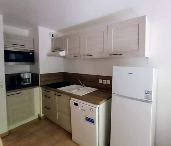 Duplex 8 Pers, Piscine, Terrasse & Parking - Barjac